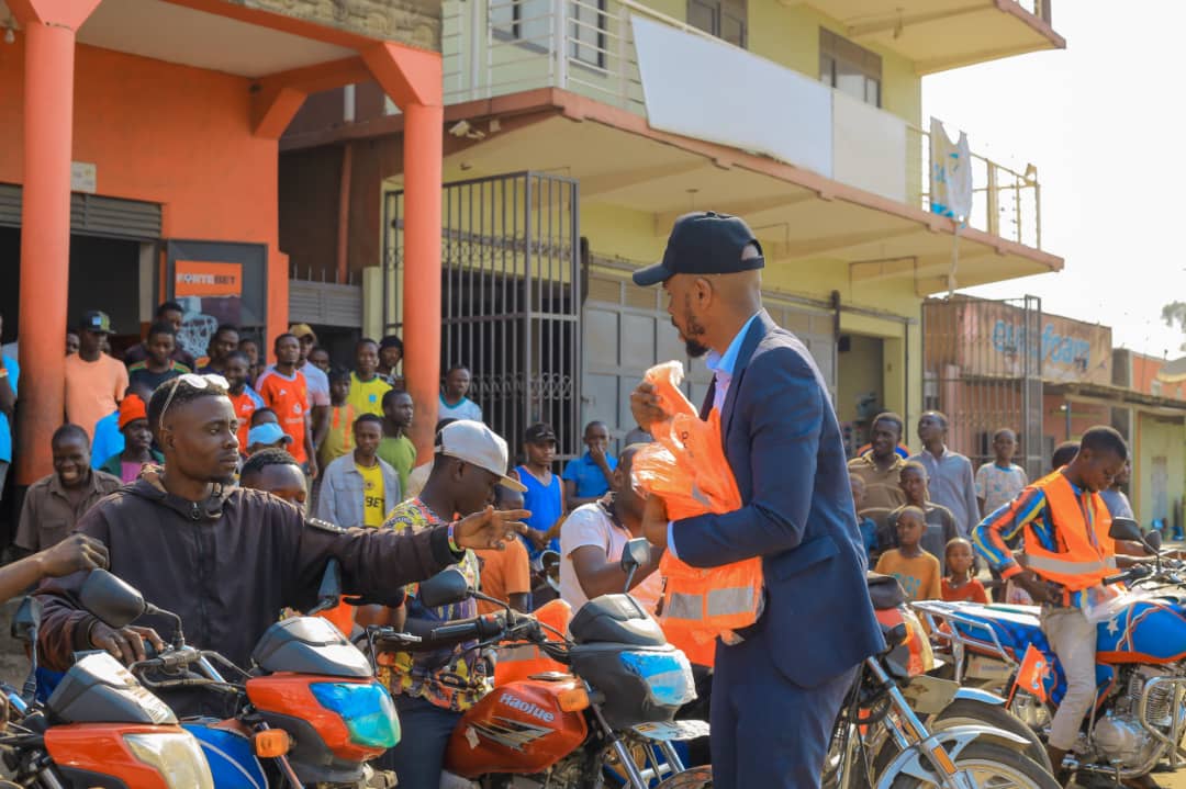 FORTEBET ROCKS BWERA, KASESE, MPONDWE, HIMA WITH NEW YEAR PRICELESS GIFTS